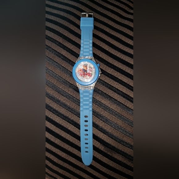 2015 Nickelodeon Paw Patrol Spin Master Light Up Blue Silicone Children's Kid's - Picture 2 of 3